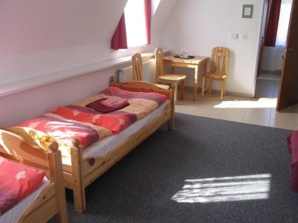 Pension Zlata Noha Bratislava Pokoj fotografie